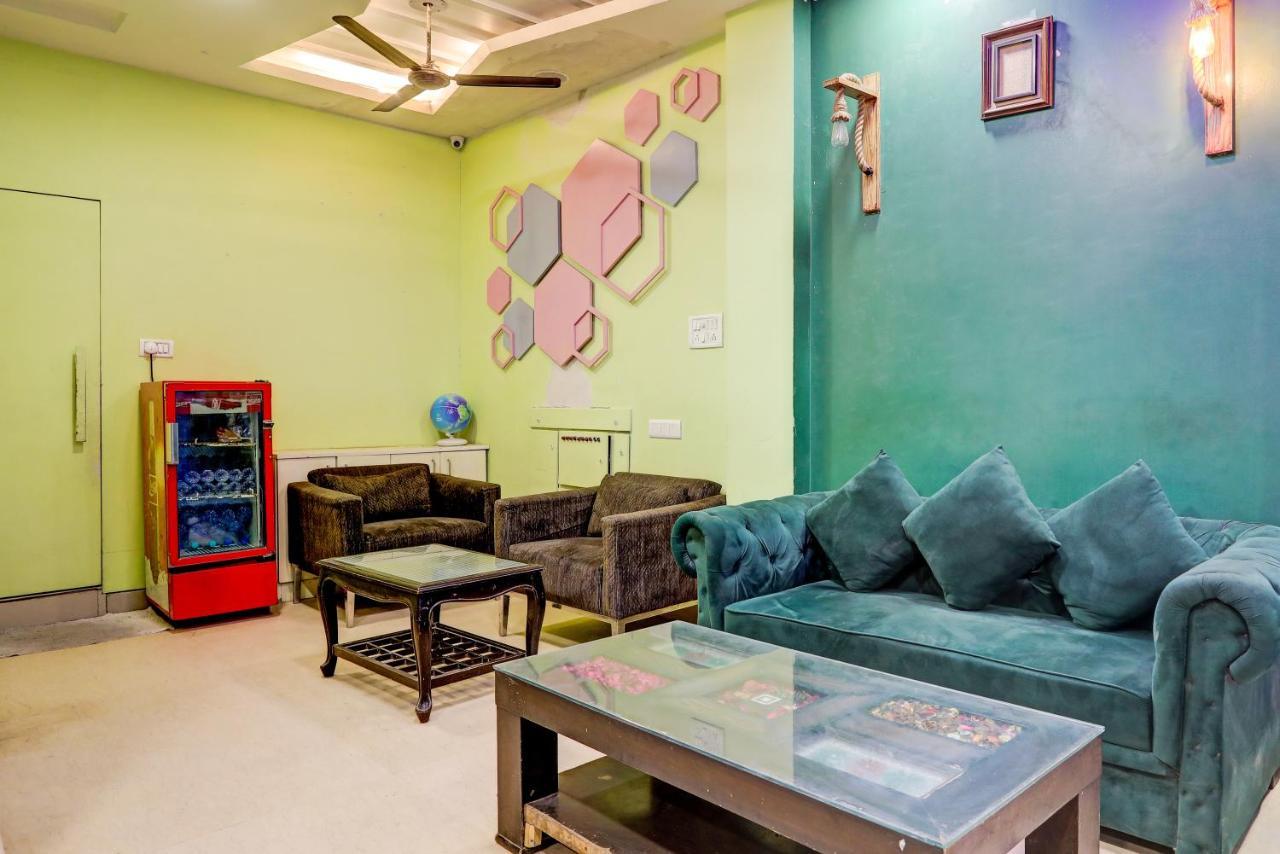 Hotel Nityaa Suites 뉴델리 외부 사진