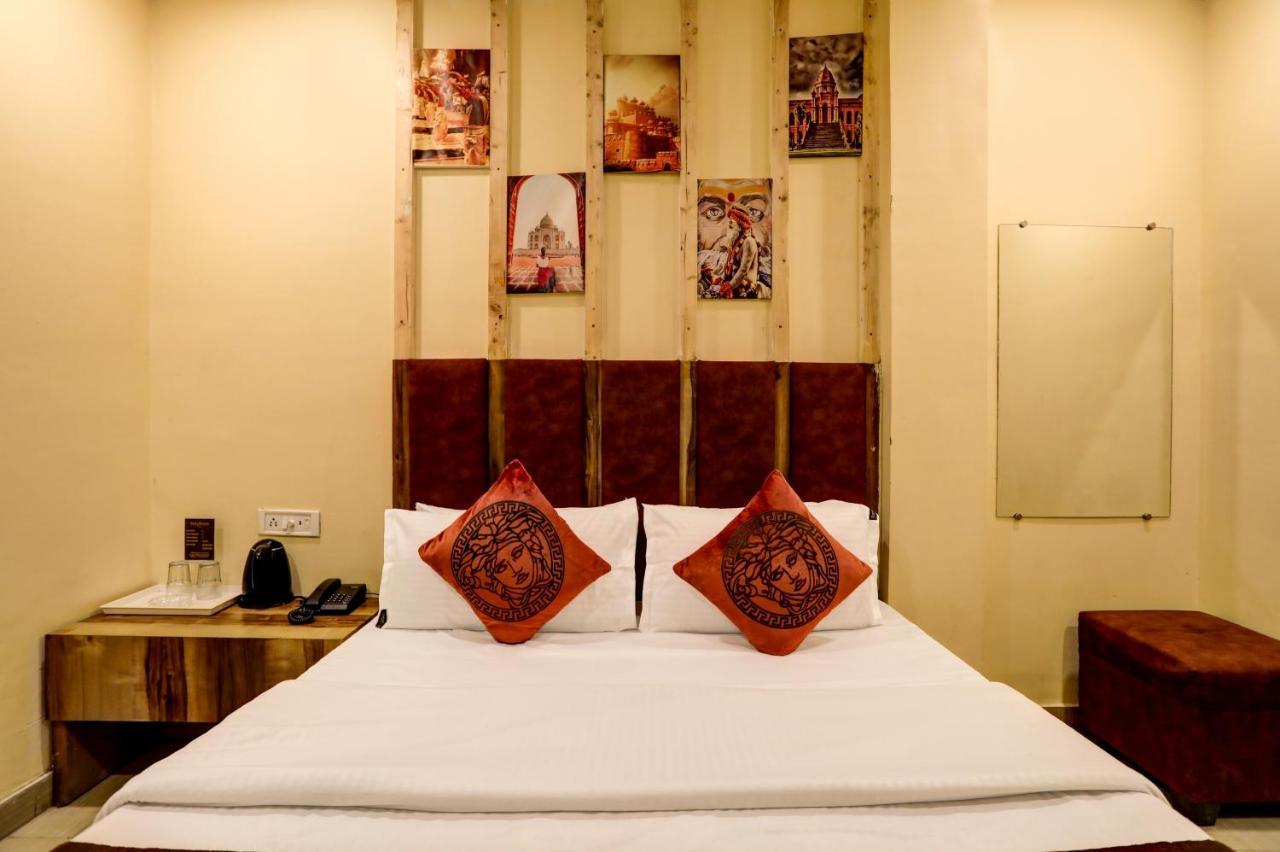 Hotel Nityaa Suites 뉴델리 외부 사진